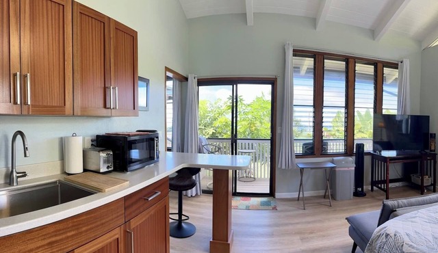 Walua Trail Oceanview Hideaway:A/C/W/D/Parking