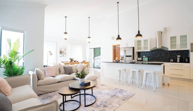 Warm Family Nest 5 Bedrooms