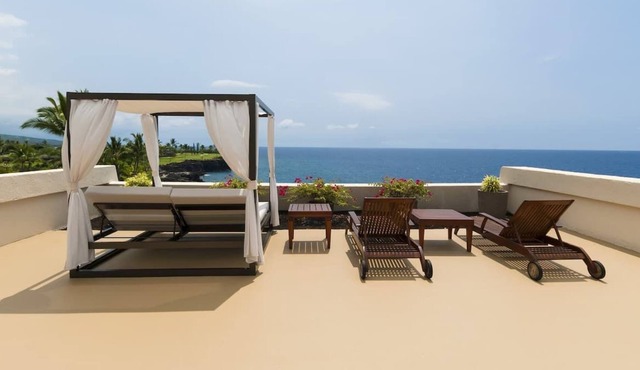 You Found It! Kailua-Kona Getaway! 3 Modern Units, 4 Min. Walk to Haleo Luau!
