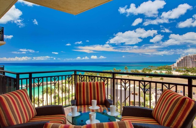 Beach Villas at Ko Olina Premium Corner Penthouse Villa, Spectacular Views