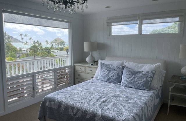 Heavenly Hale Best monthly Vacation rental - walk to beach!