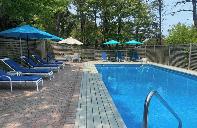 Southampton Home Near Shinnecock | Heated Pool & Hot Tub