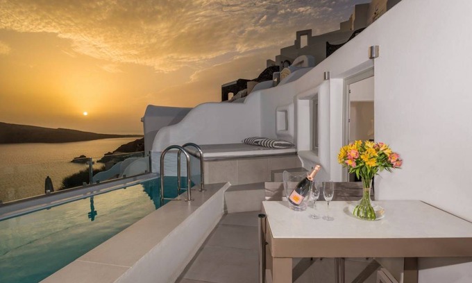 Oia Villa | Villa ∙ 2 bedrooms ∙ 4 guests