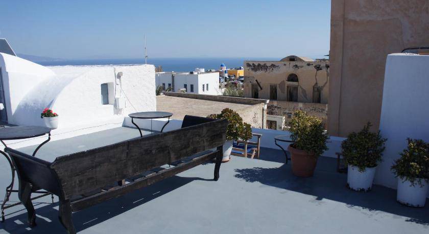 Photo of Others in Oia
