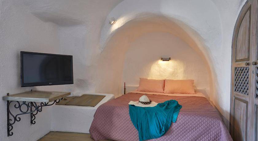 Photo of Others in Oia