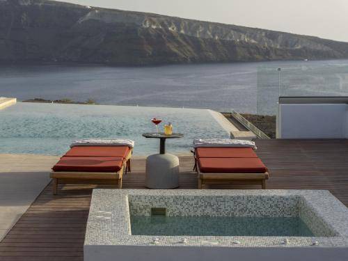 Photo of Others in Oia