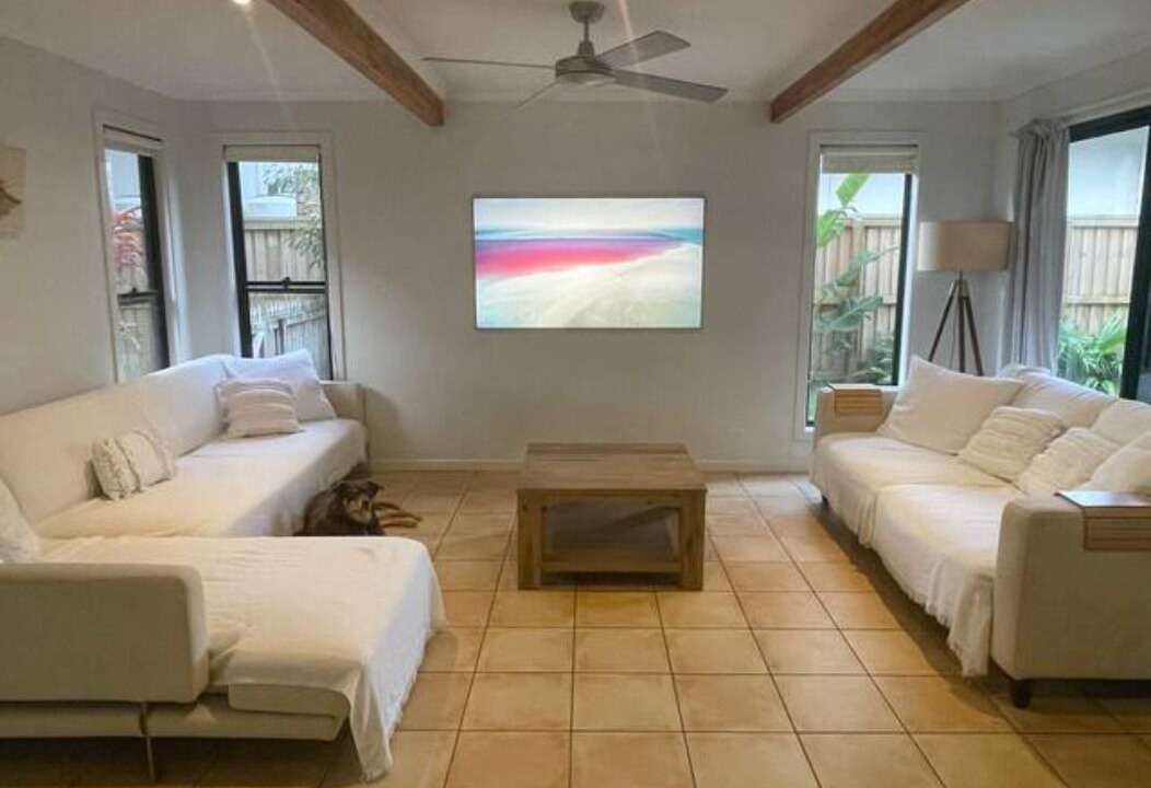 Photo of Livingroom in South Golden Beach