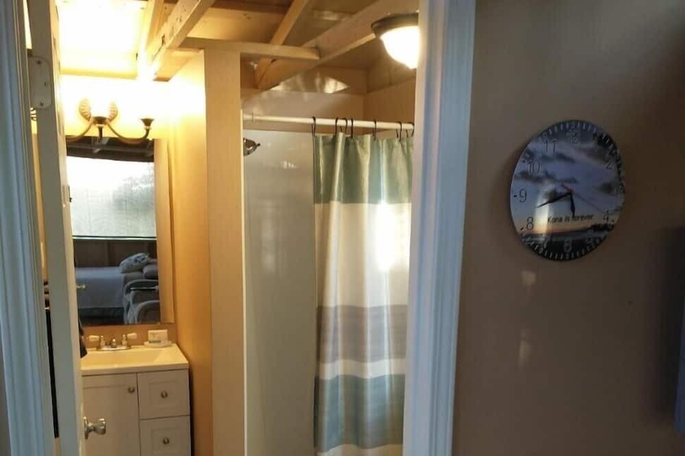 Photo of Bedroom in Kona Palisades