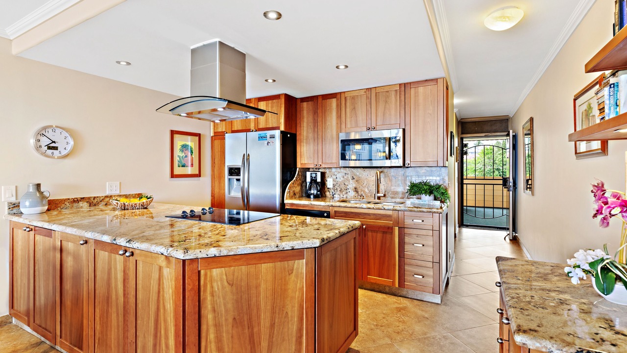 Photo of Kitchen in Kahana
