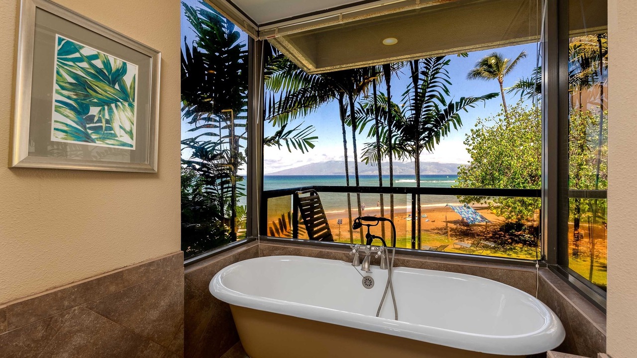 Photo of Bathroom in Kahana