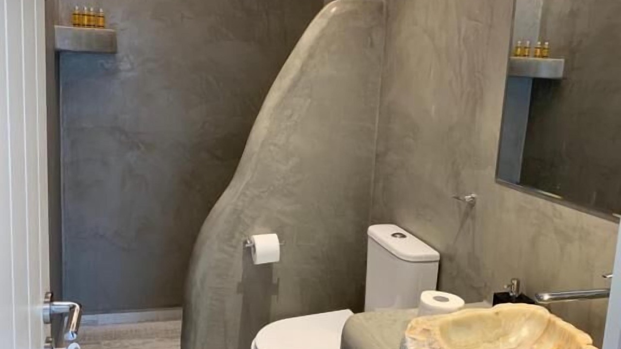 Photo of Bathroom in Alinda