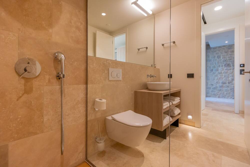 Photo of Bathroom in Pylos-Nestoras