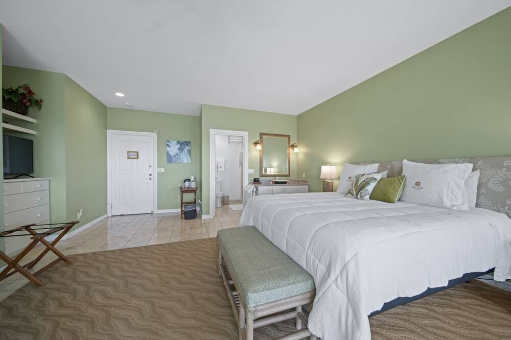 Photo of Bedroom in Honomu