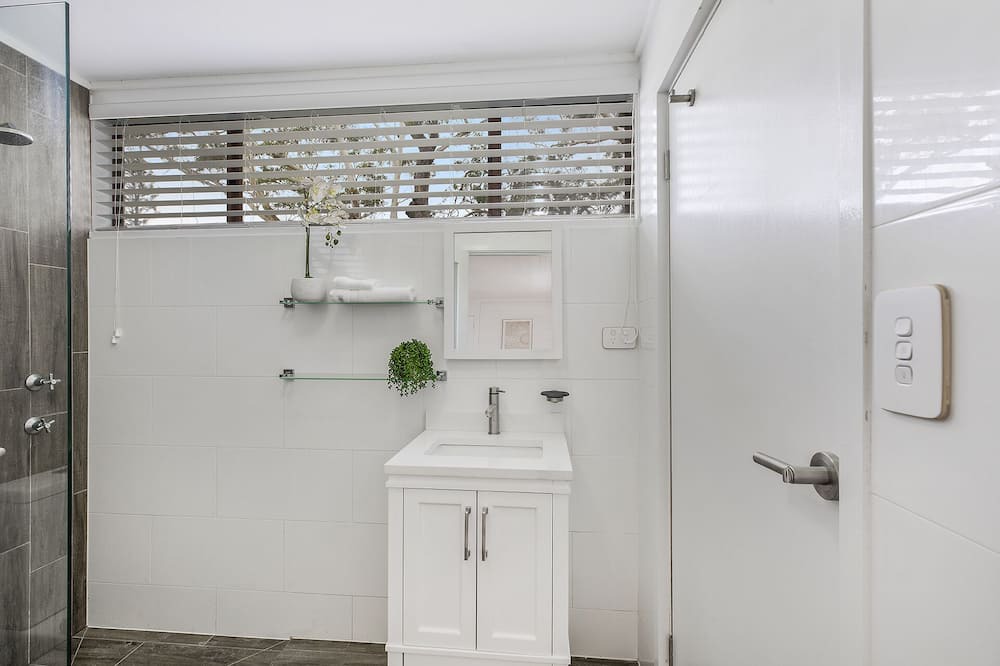 Photo of Bathroom in Shelly Beach