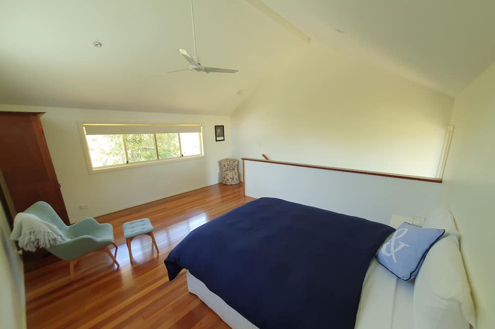 Photo of Bedroom in Lillian Rock