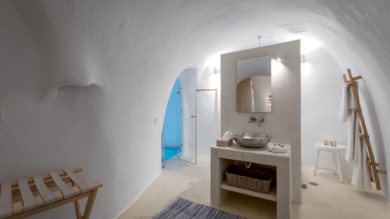 Photo of Bathroom in Imerovigli