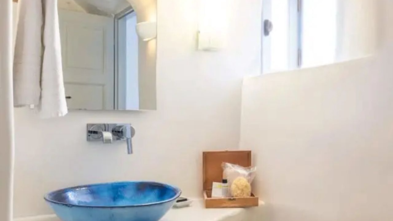 Photo of Bathroom in Imerovigli