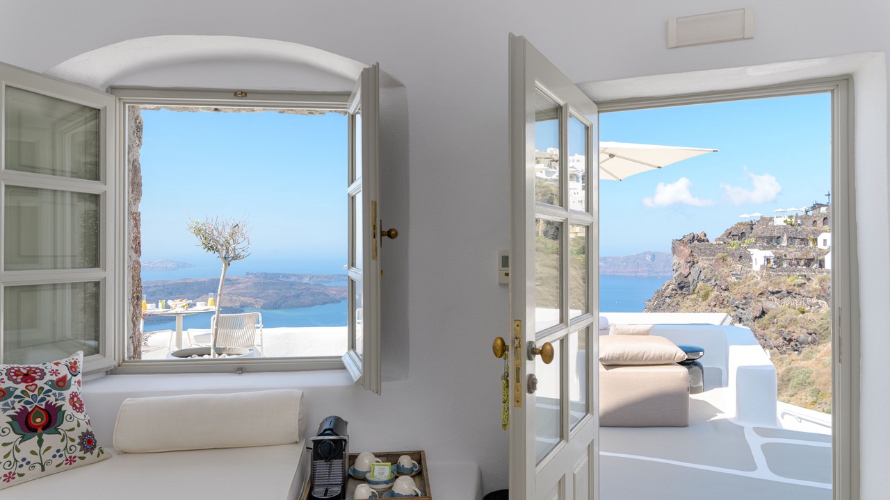 Photo of Bedroom in Imerovigli