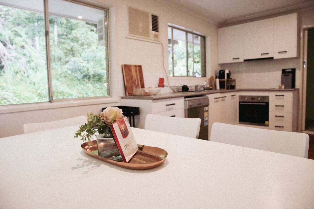 Photo of Kitchen in Currumbin