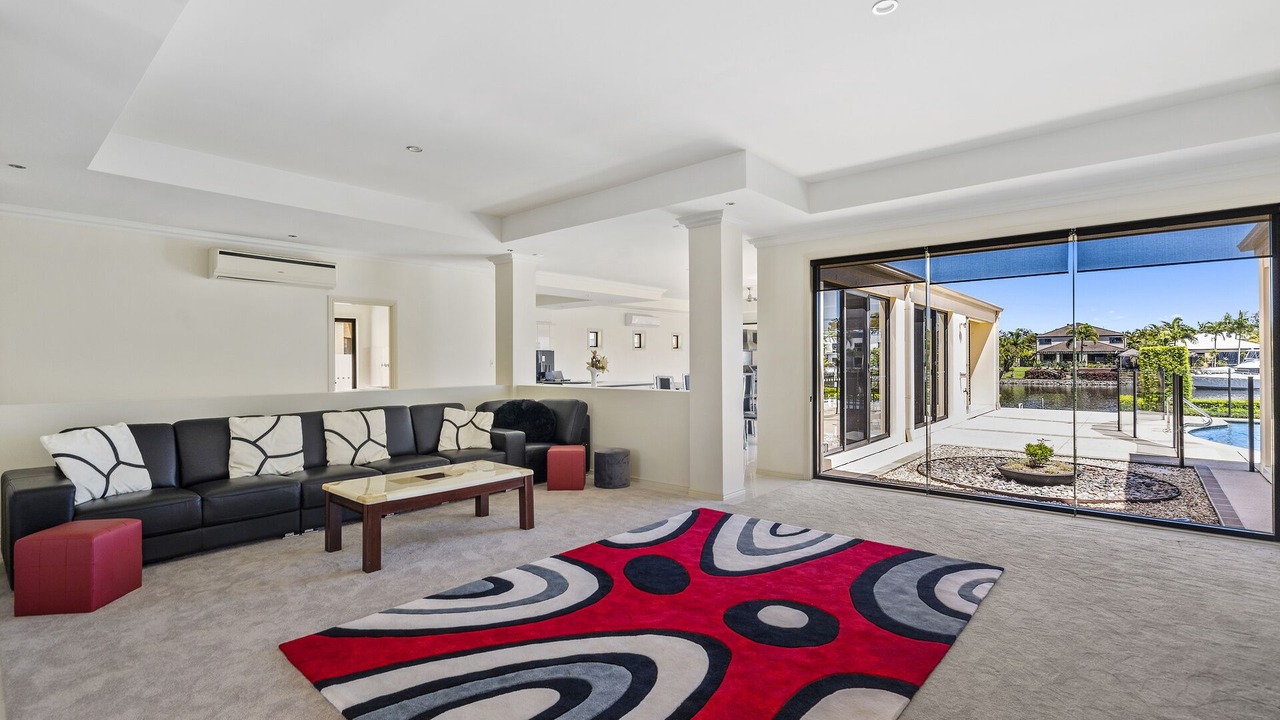 Photo of Livingroom in Helensvale