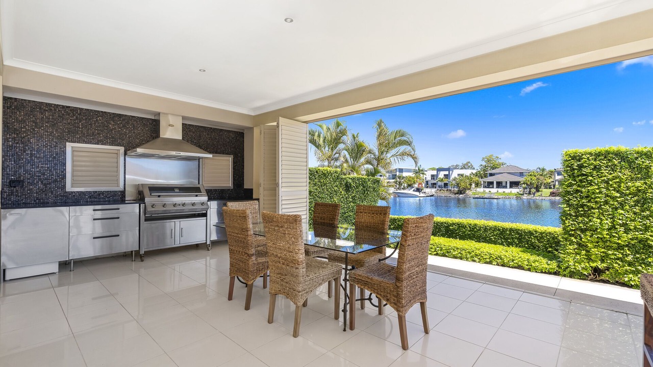 Photo of Others in Helensvale