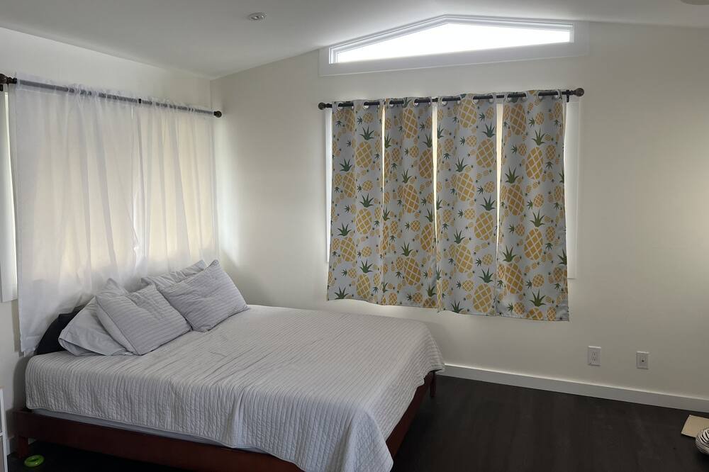 Photo of Bedroom in Kailua