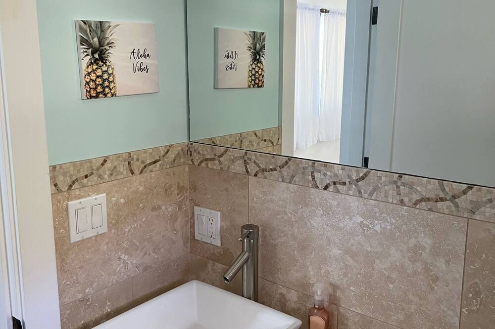 Photo of Bathroom in Kailua