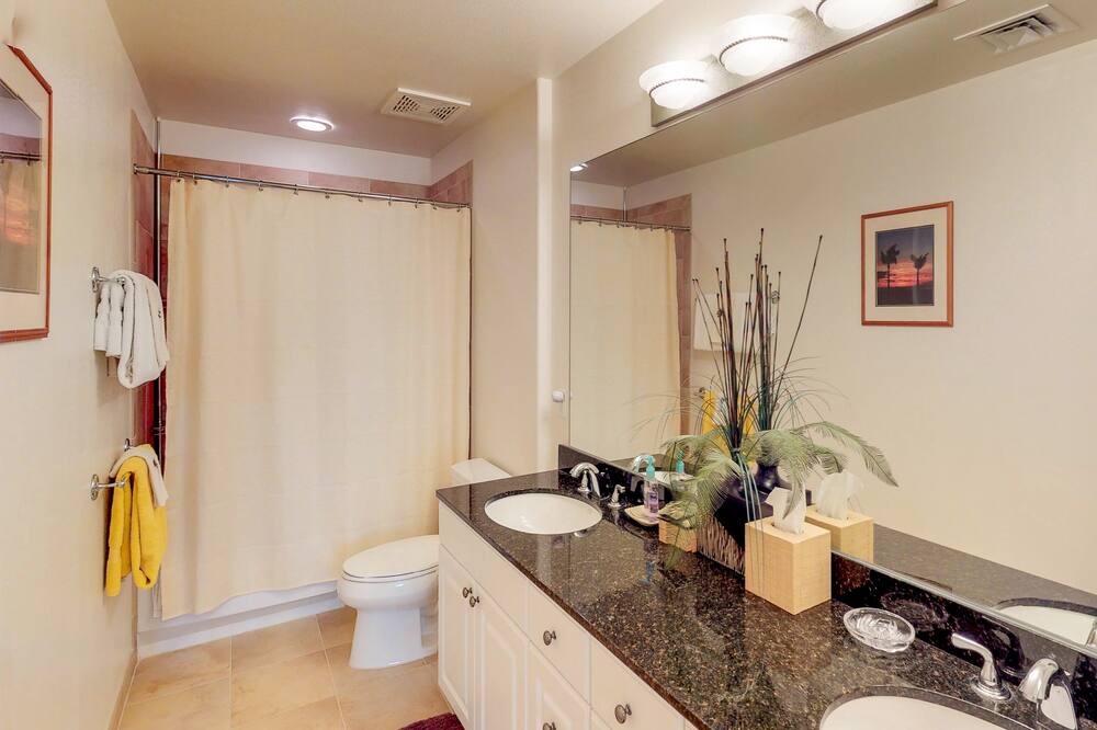 Photo of Bathroom in Ko Olina
