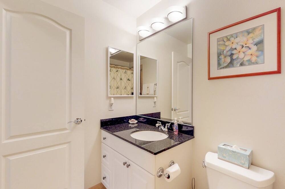 Photo of Bathroom in Ko Olina