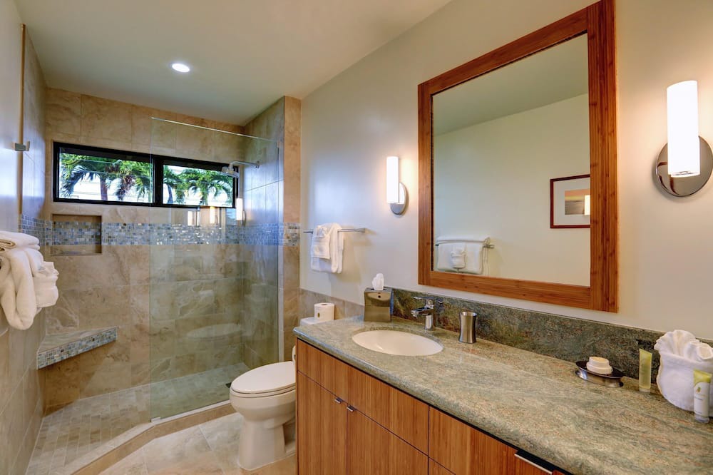 Photo of Bathroom in Wailea