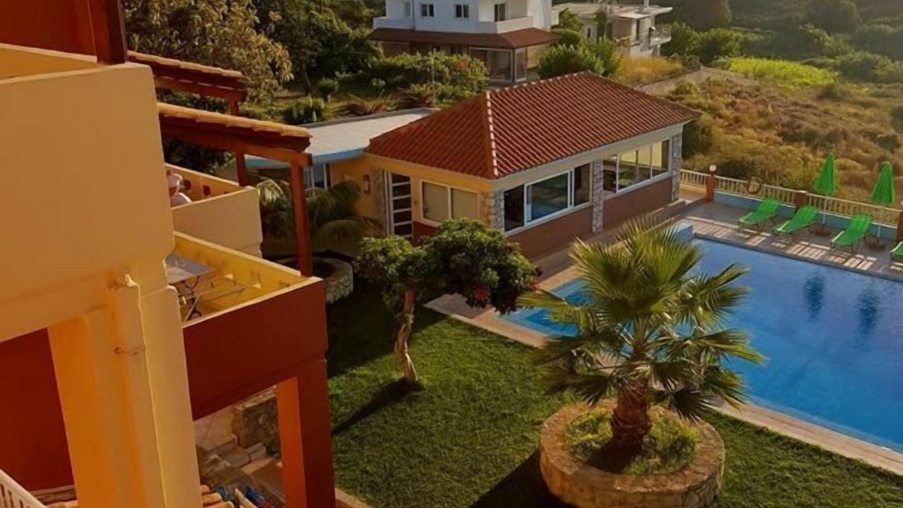 Photo of Patio Balcony in Kato Stalos