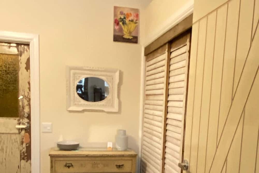 Photo of Bedroom in Ewingsdale