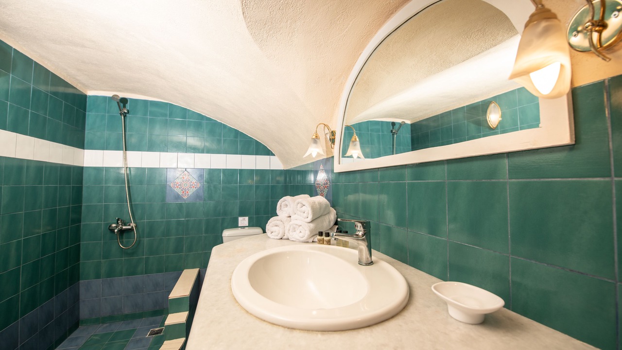 Photo of Bathroom in Imerovigli