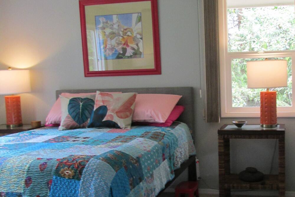 Photo of Bedroom in Kapoho