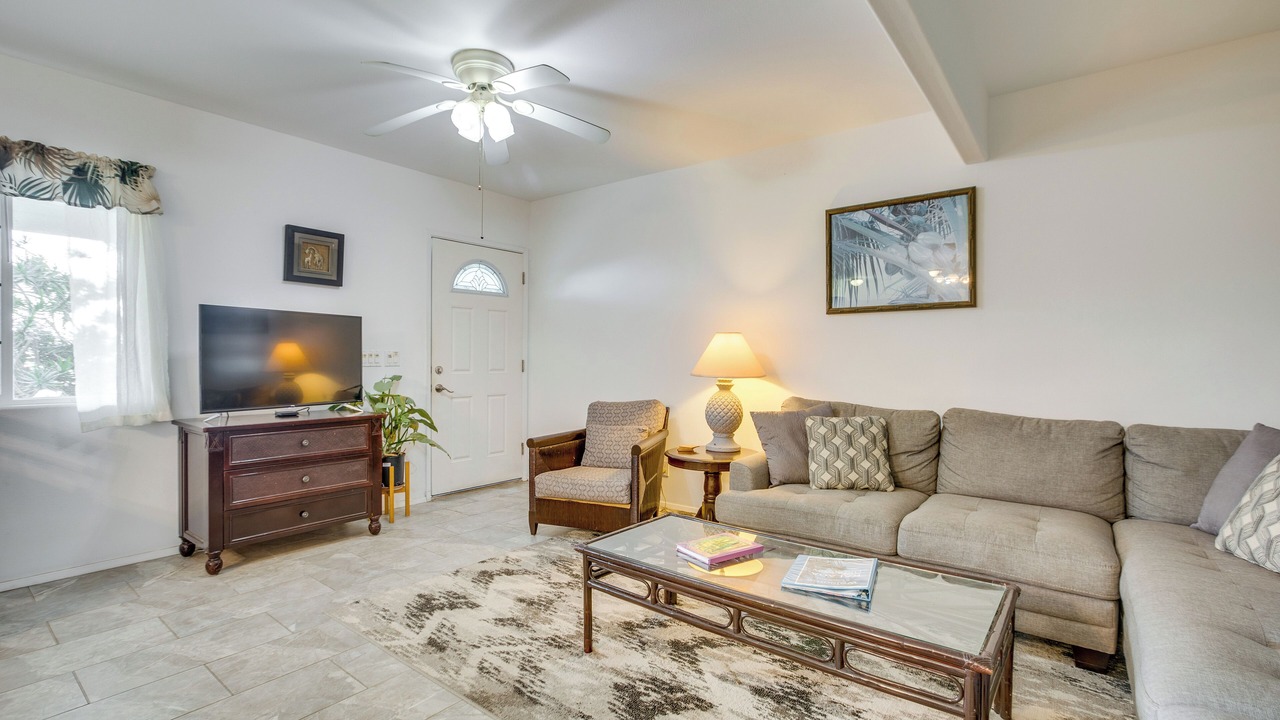 Photo of Livingroom in Kona Palisades