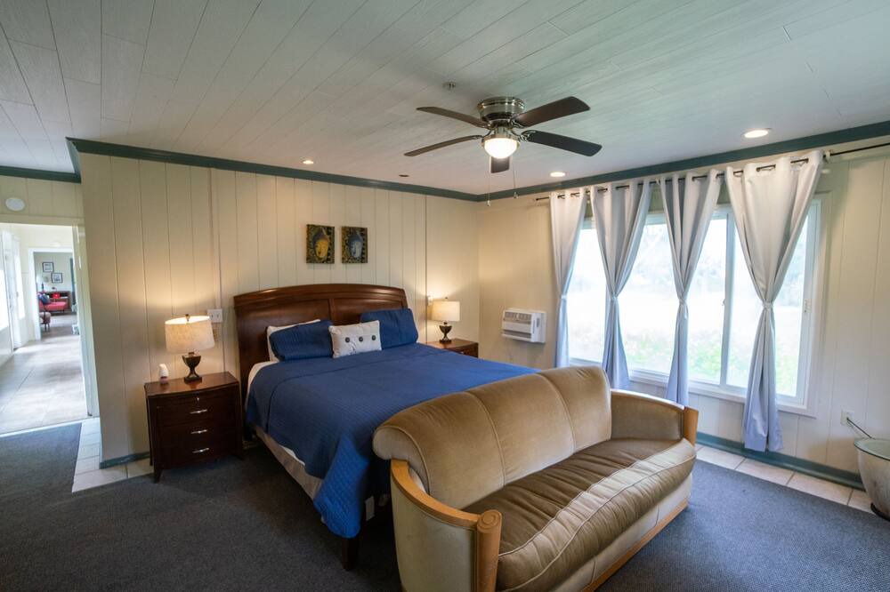Photo of Bedroom in Laie