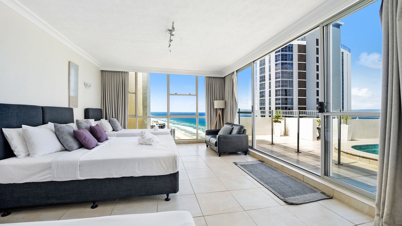 Photo of Others in Surfers Paradise