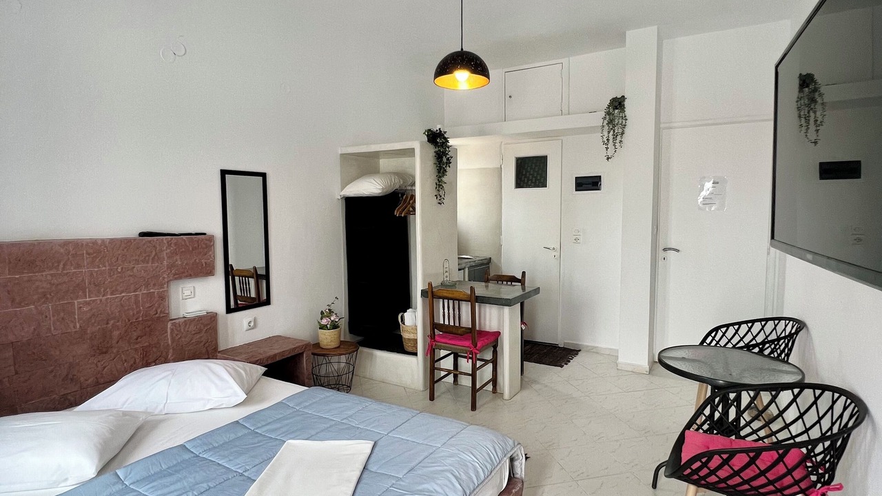 Photo of Bedroom in Oia