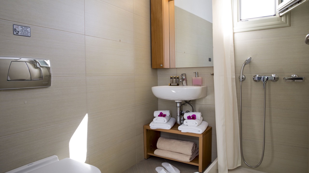 Photo of Bathroom in Imerovigli