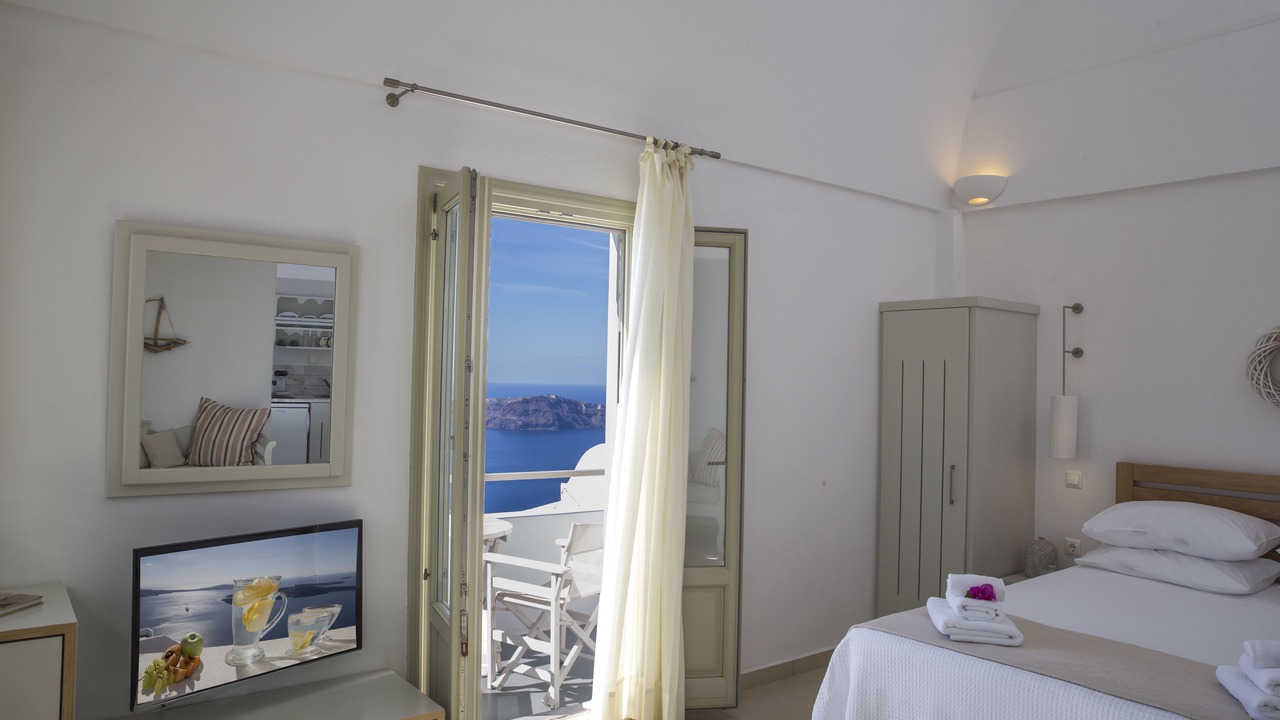 Photo of Bedroom in Imerovigli