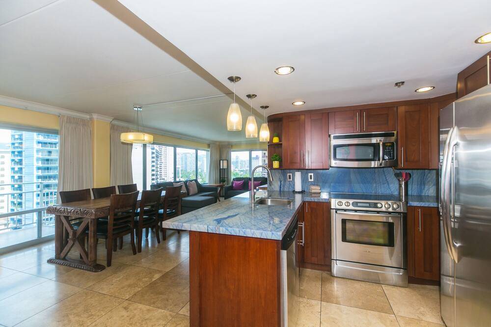 Photo of Kitchen in Waikiki