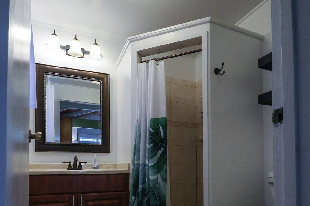 Photo of Bathroom in Kalama Tract