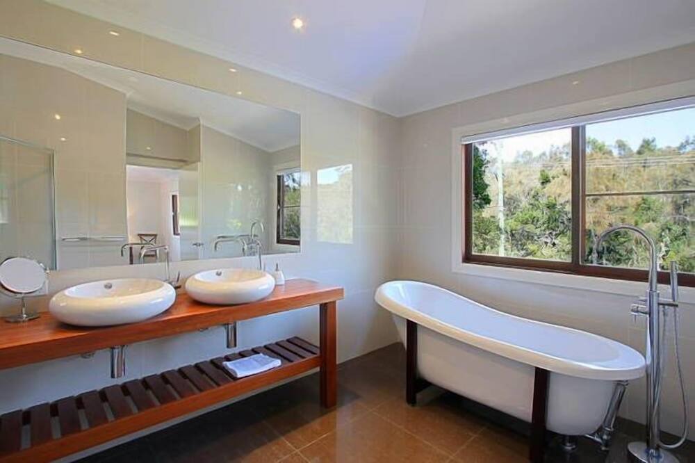 Photo of Bathroom in Byron Bay