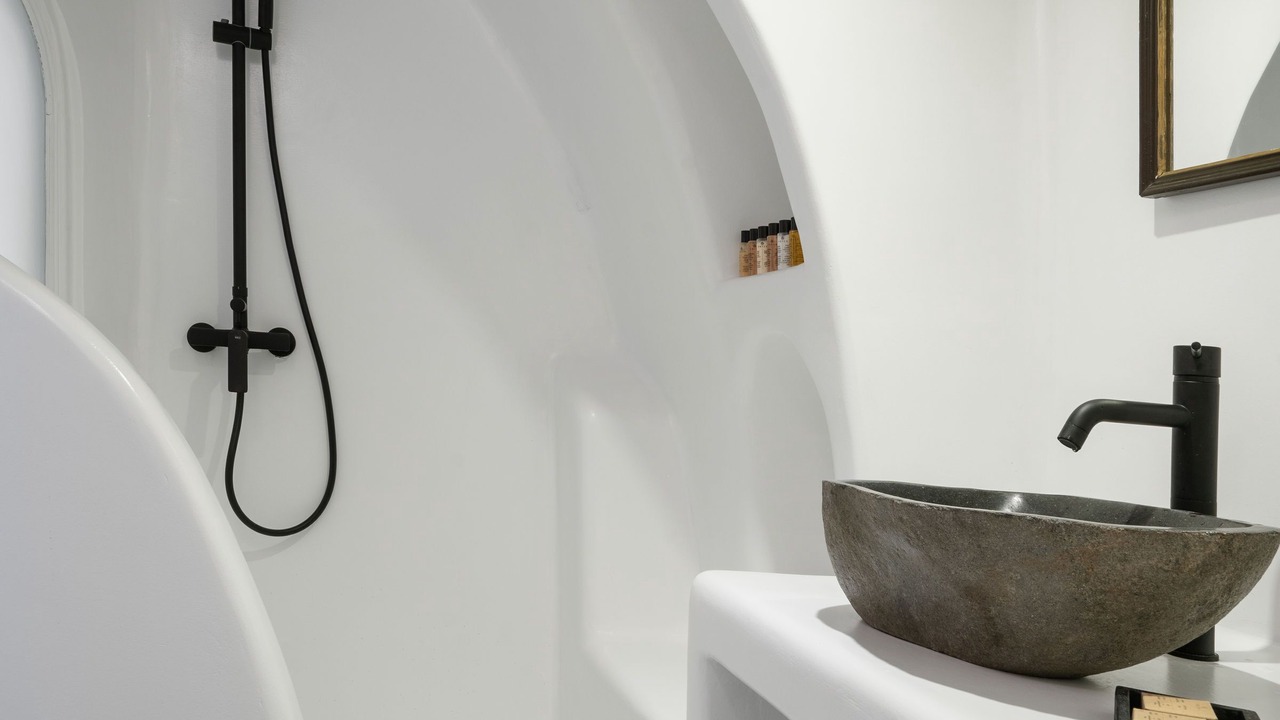 Photo of Bathroom in Oia