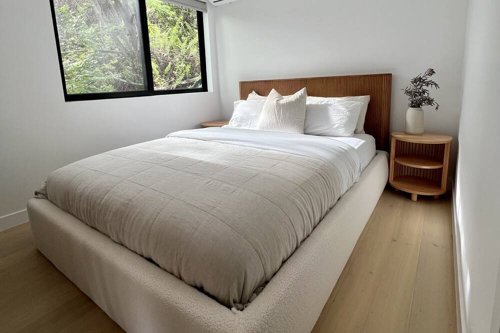 Photo of Bedroom in Burleigh Heads