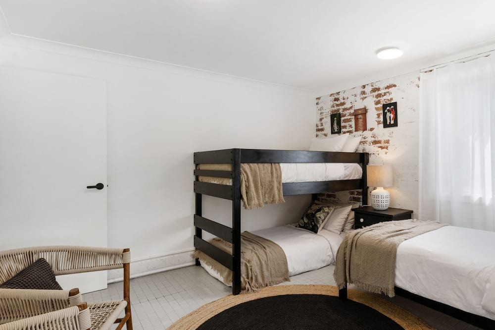 Photo of Bedroom in Stotts Creek
