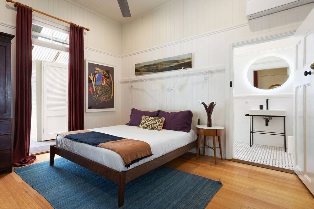Photo of Bedroom in Federal
