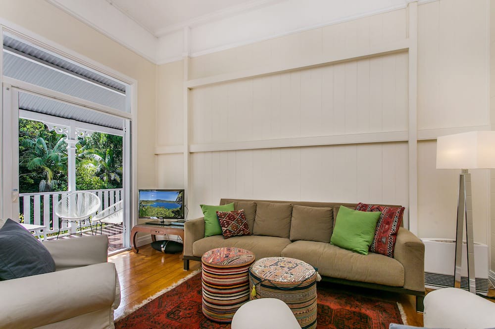 Photo of Livingroom in Possum Creek