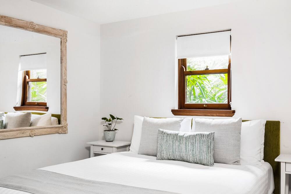 Photo of Bedroom in Belongil