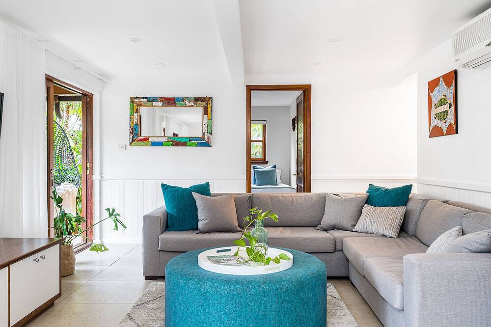 Photo of Livingroom in Belongil